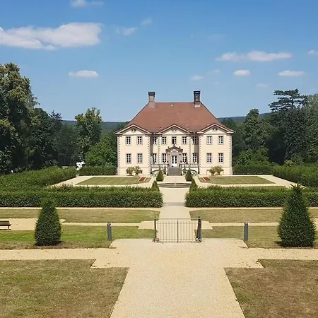 With 3 Bedrooms * Schieder